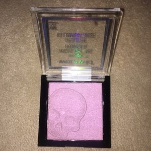 Wet n Wild highlighter